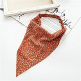 Foulard de cheveux à fleurs rouge