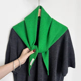 Grand foulard en laine uni
